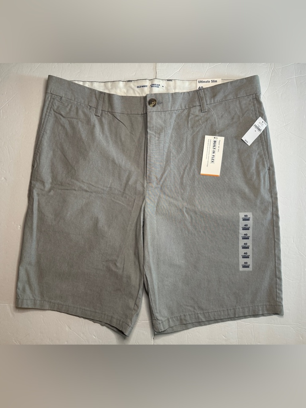 NWT Old Navy Men's Gray Ultimate Slim Shorts Size 40